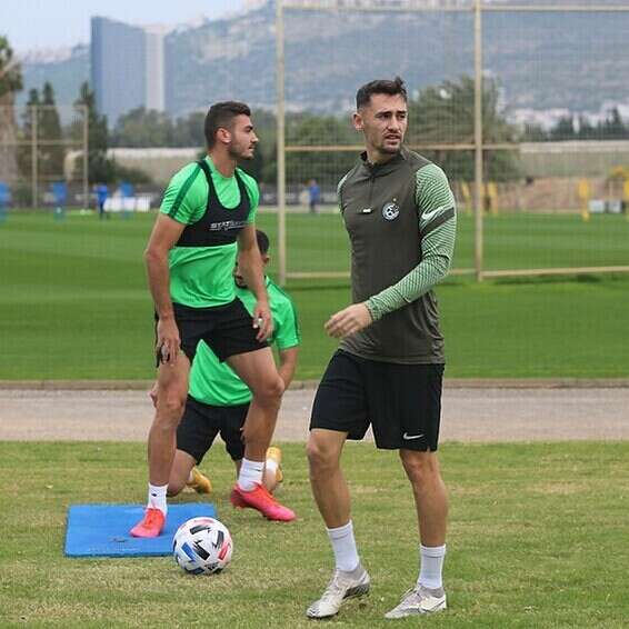 אצילי באימון הבכורה // צילום: מכבי חיפה